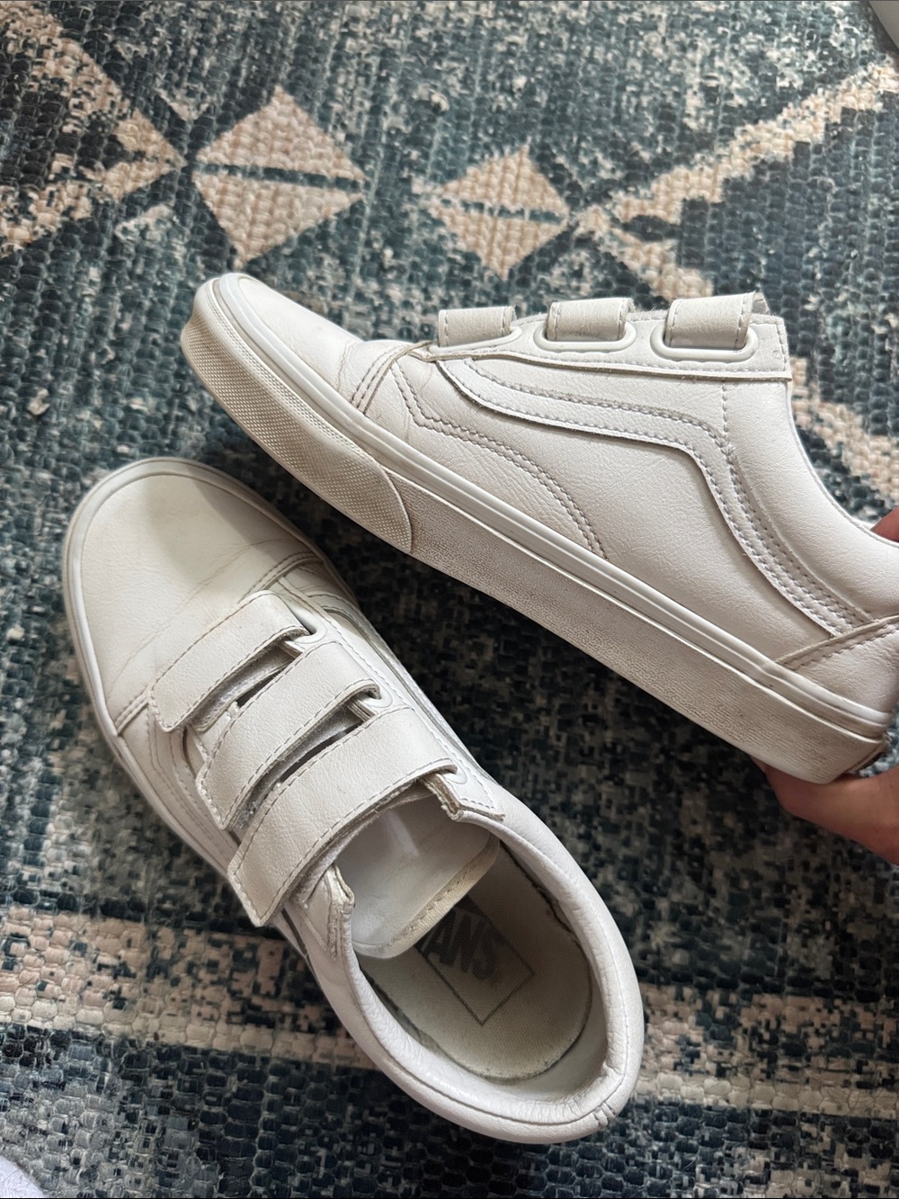 Vans White Velcro Old Skool Sneakers